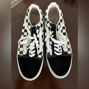 Like New van Checkerboard Black & White Sneakers